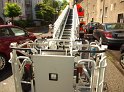 Feuerwehrmann verunglueckt Köln Kalk P31